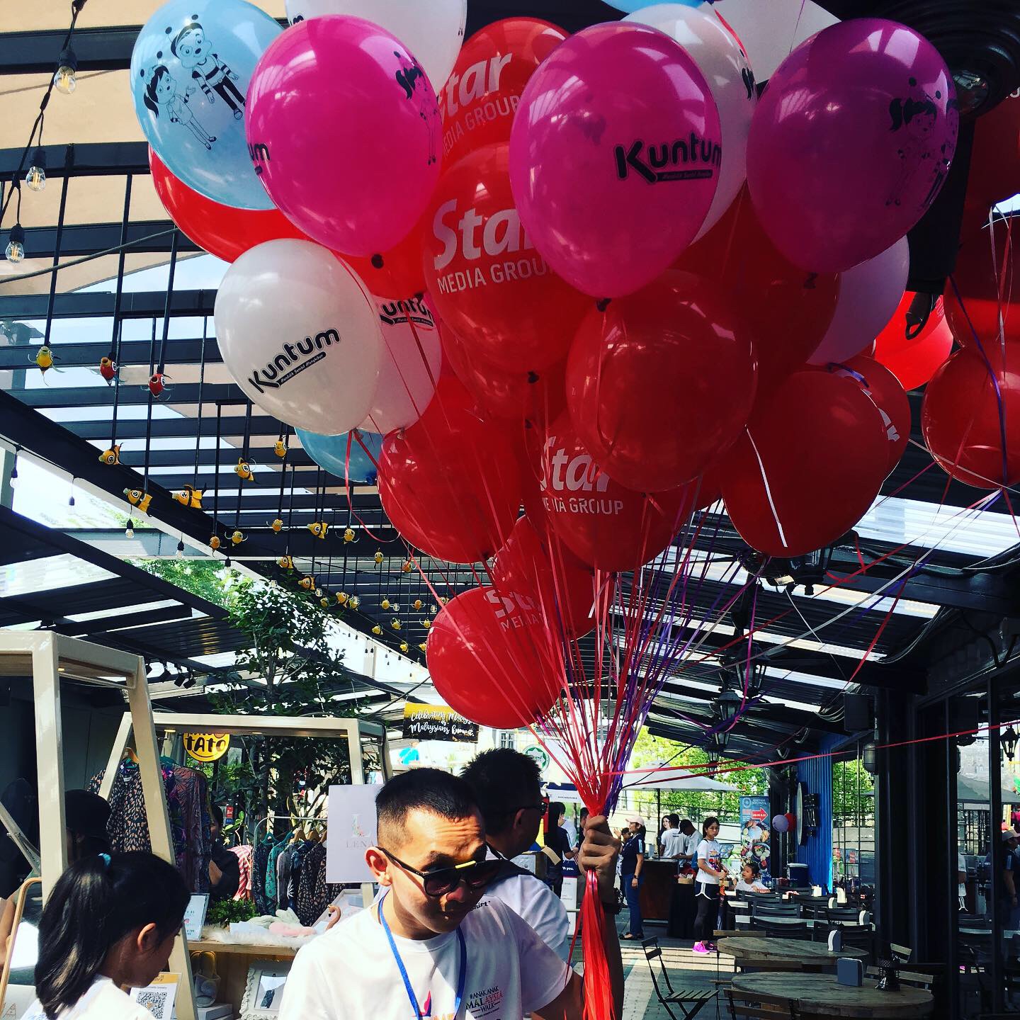 Advert Balloons