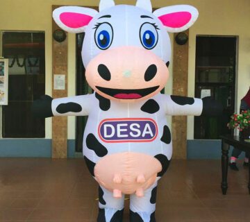 Corporate Inflatable Mascots by Wonder Balloons