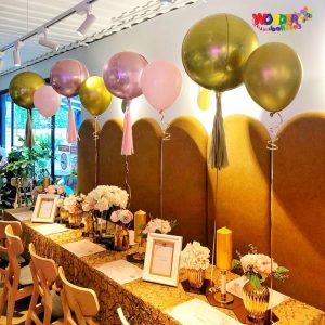 Balloon Centerpieces by Wonder Balloons