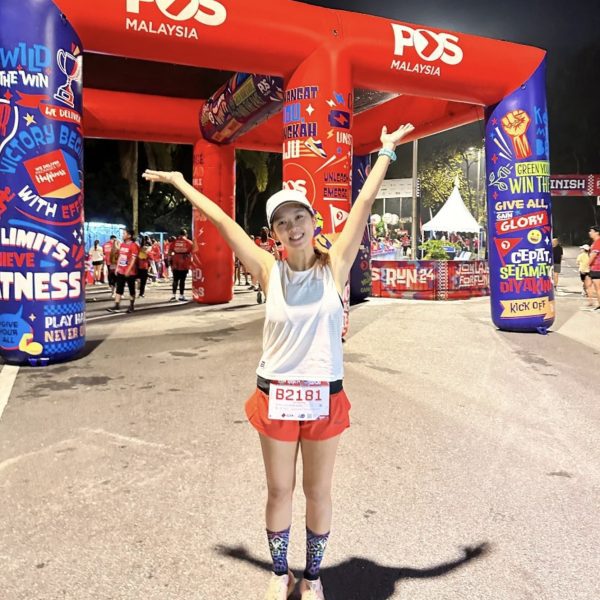 Wonder Balloon & POS Malaysia Fun Run Pacer Balloons and Inflatable Arch