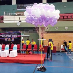 Balloon Bunting Gimmick